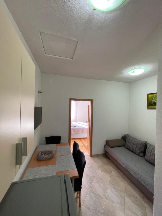Ivan I Matej Apartments Blace Exterior foto