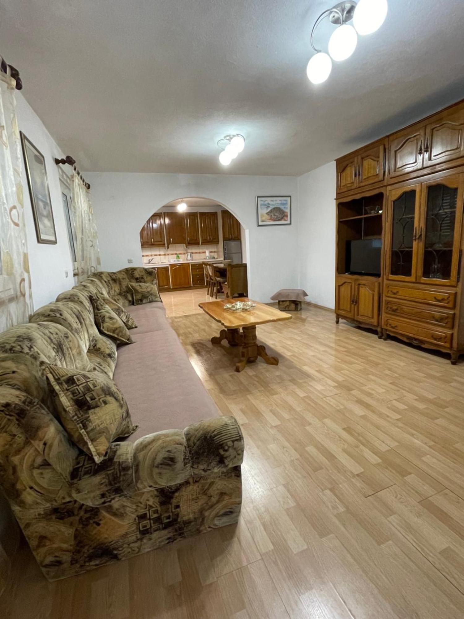 Ivan I Matej Apartments Blace Exterior foto