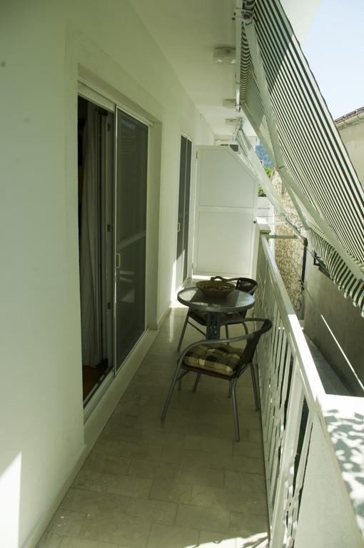 Ivan I Matej Apartments Blace Exterior foto